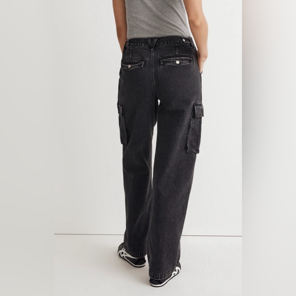 NWOT Madewell Low-Slung Straight Cargo Jeans in Ranney Wash - Picture 4 of 7